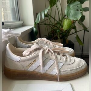 New - Adidas Handball Spezial